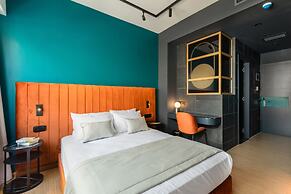 COLORS Hotel Athens