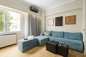 COLORS Hotel Athens