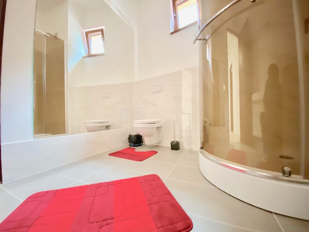 Cardinal Central Apartment