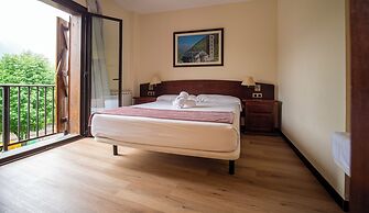 Hotel Romànic