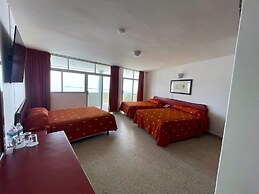 Hotel Royalty