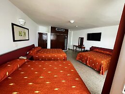 Hotel Royalty