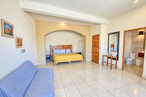 La Vista Hotel
