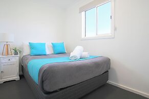 Apartments 521
