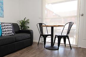 Apartments 521