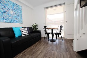 Apartments 521