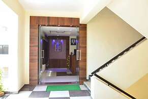 The New Holiday Inn