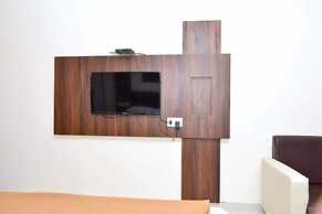 The New Holiday Inn
