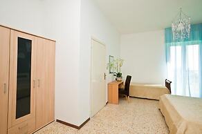 Hotel Holiday Park