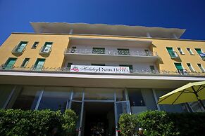 Hotel Holiday Park