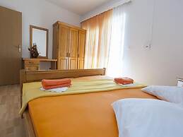 Apartment Almera N6