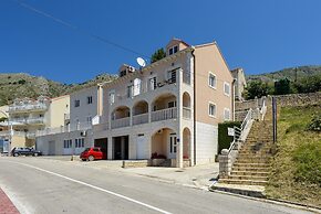 Apartments Maris