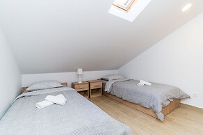 Apartments Šmanjak