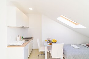 Apartments Šmanjak