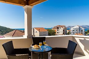 Apartments Šmanjak