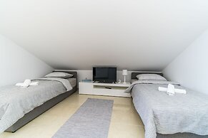 Apartments Šmanjak