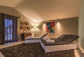 Top luxury experience with villa Monte