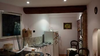 House Ari