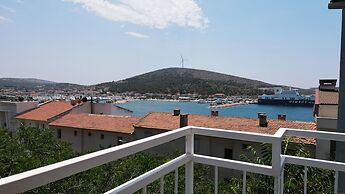 Minerva Port Hotel