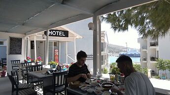 Minerva Port Hotel