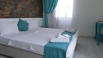 Minerva Port Hotel