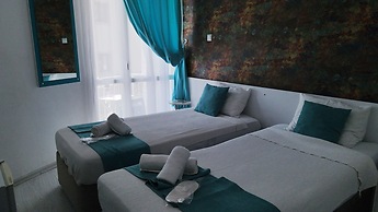 Minerva Port Hotel