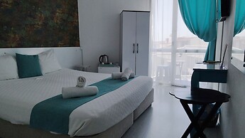 Minerva Port Hotel