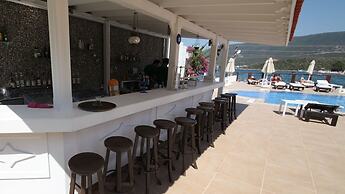 Mi Casa Beach Hotel