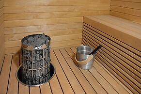 Riverside Lux, Sauna, 2 underground car parking