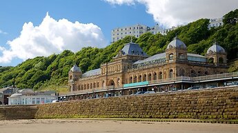 Seaview Holiday Home