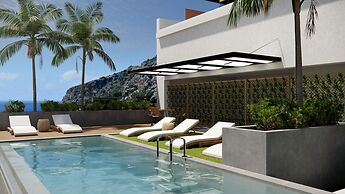 Amphitheatre Suites