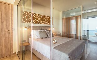 Amphitheatre Suites