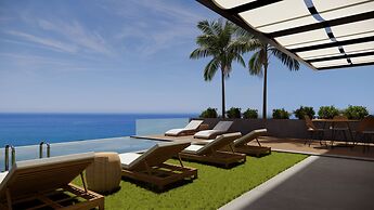 Amphitheatre Suites