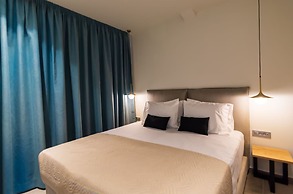 Amphitheatre Suites