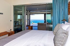 Amphitheatre Suites