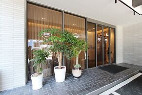Seven Bricks Hotel