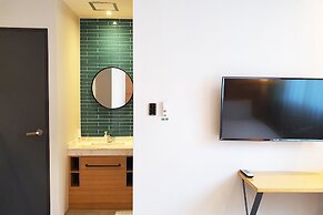 Seven Bricks Hotel