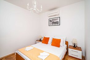 Holiday Home King