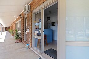 Sugarloaf Motel