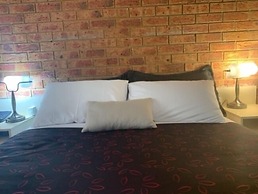 Sugarloaf Motel
