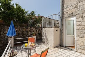 Guest House Bradas