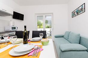 Apartments and Rooms Bianca