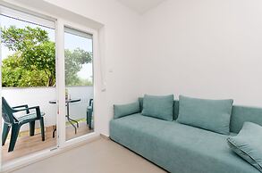 Apartments and Rooms Bianca