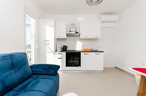Apartments and Rooms Bianca