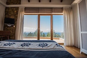 halu! Luxury Villa with Private Pool