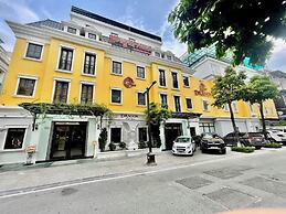 Dragon Hotel