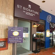 ST Signature Bugis Beach, DAYUSE, 5 hours: 9AM-2PM