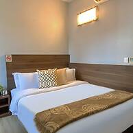 ST Signature Bugis Beach, DAYUSE, 5 hours: 9AM-2PM