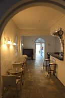Victoria Hotel