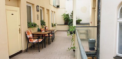 Hotel Ostaš